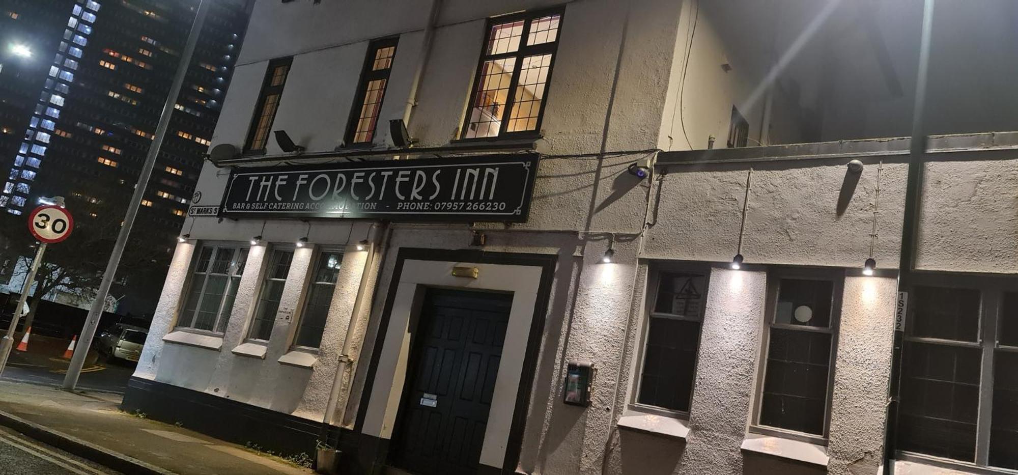 Foresters Inn Apartment - City Centre By Victoria Centre Shopping Centre - Your Own 5 Double Bedrooms Private Apartment With 3 Bathrooms And Full Kitchen To Cook As You Would At Home - Outdoor Parking For Cars Or Vans At Five Pounds A Day Nottingham Eksteriør billede